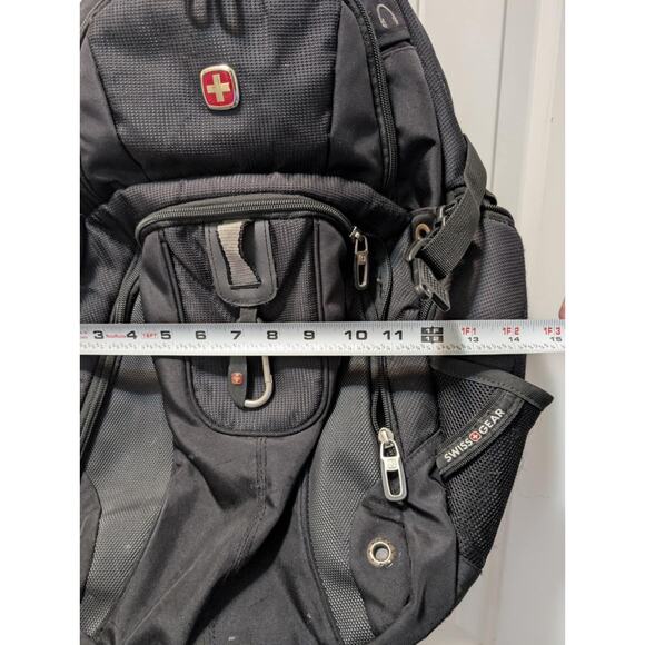 SWISSGEAR Laptop Backpack 17" Scan Smart Air Flow Black Carry On Travel - Picture 13 of 13
